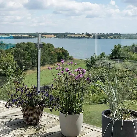 בית נופש 5 Star In